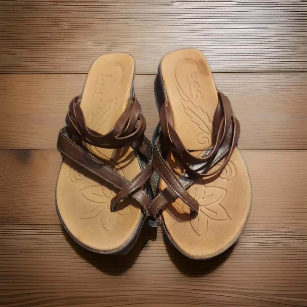 B.O.C. Women's Size 9M Alisha Sandals Brown Strappy Crossover Slip on Casual‎